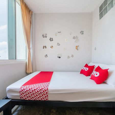 Oyo 969 Lida 1946 Hostel Bangkok Ngoại thất bức ảnh