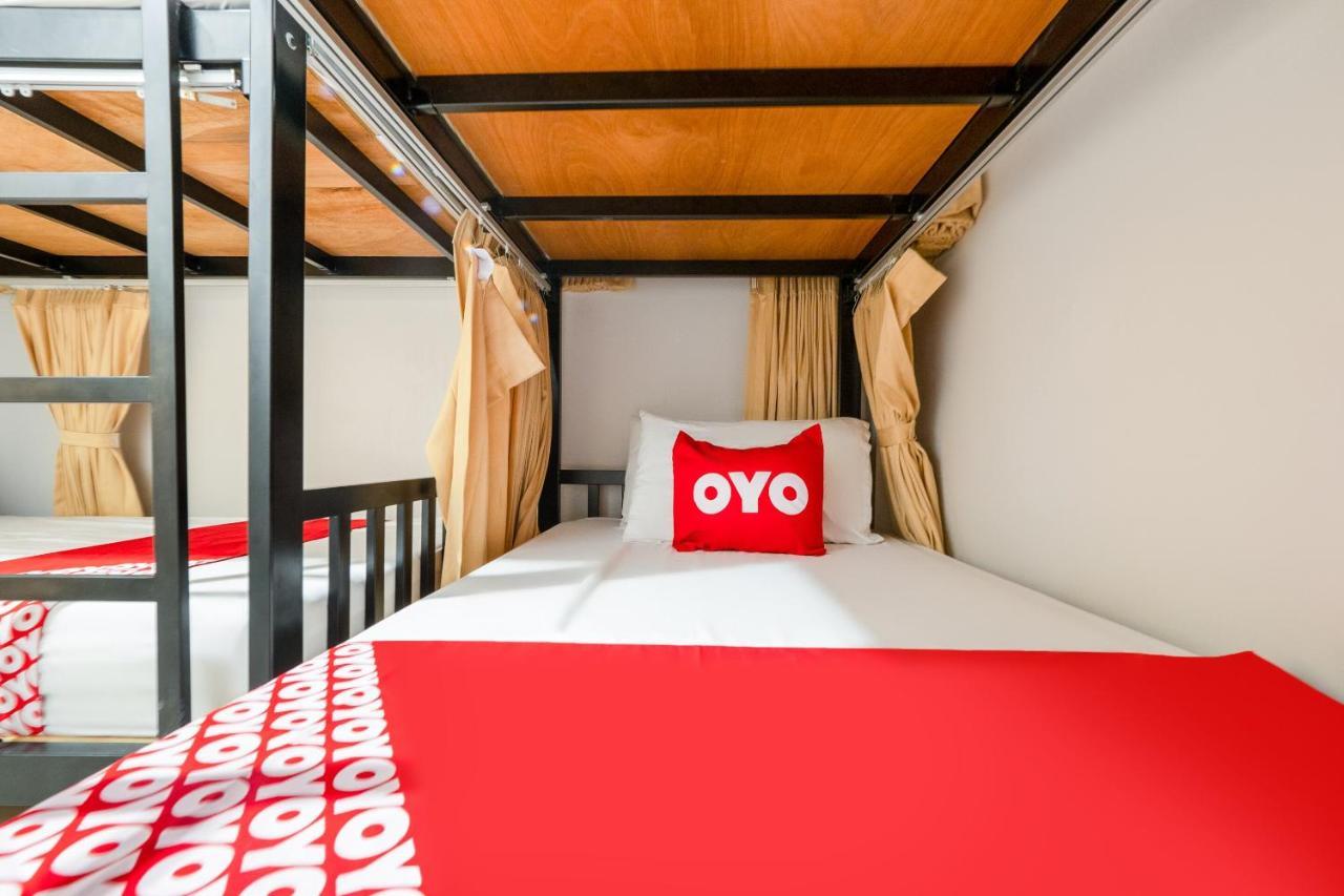 Oyo 969 Lida 1946 Hostel Bangkok Ngoại thất bức ảnh